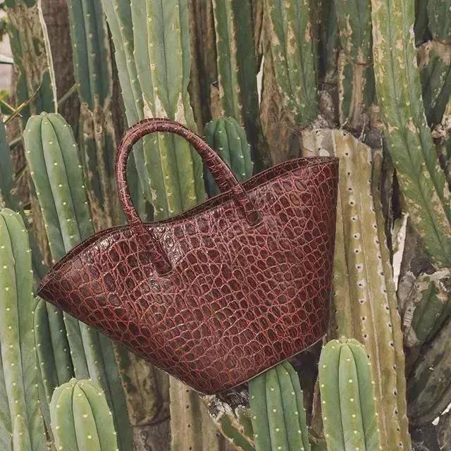 月薪5千块可以买到哪些大牌包,月薪2千能买到奢侈包吗