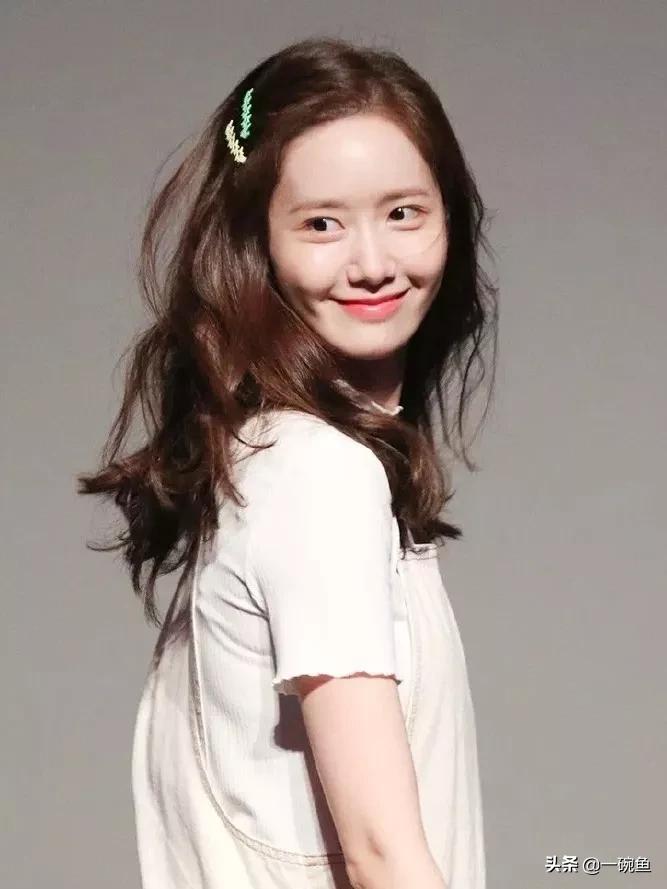 学生党怎么穿出少女感,学生党不烫不染不挑脸