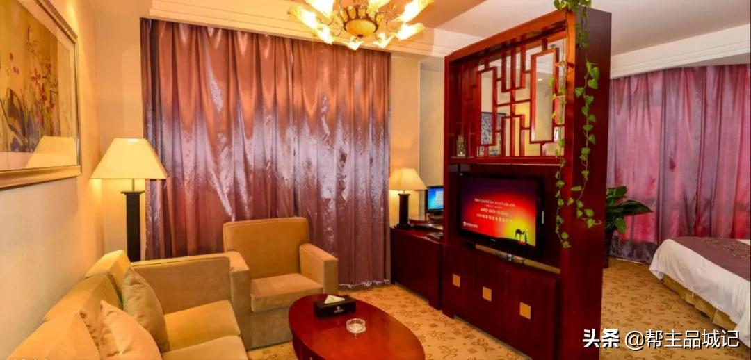 你好，“66岁”兰州和平饭店！很年轻