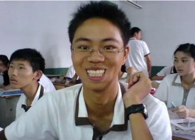 因一张照片爆红网络,因一张照片火遍全网