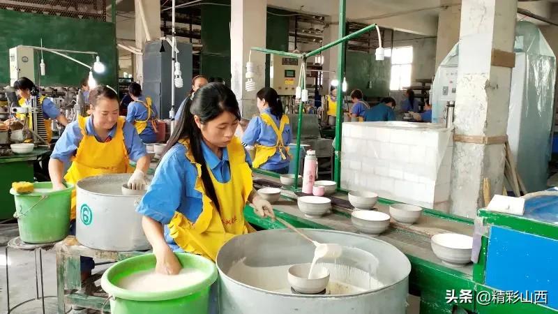 灞辫タ闃冲煄娉曞崕闄剁摲,鎺㈣灞辫タ涓夊疂鎰熷彈娉曞崕榄呭姏