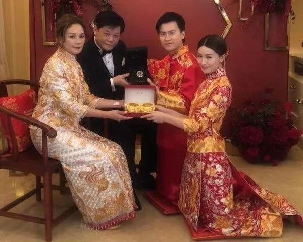 扒叔大爆料郭碧婷,文咏珊陈飞宇