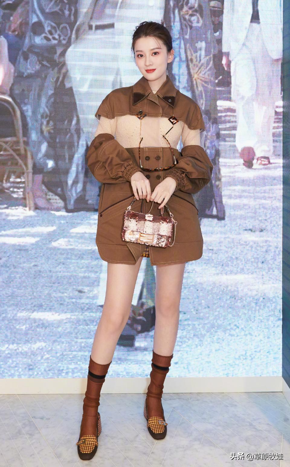 乔欣秀腿,乔欣体重许魏洲