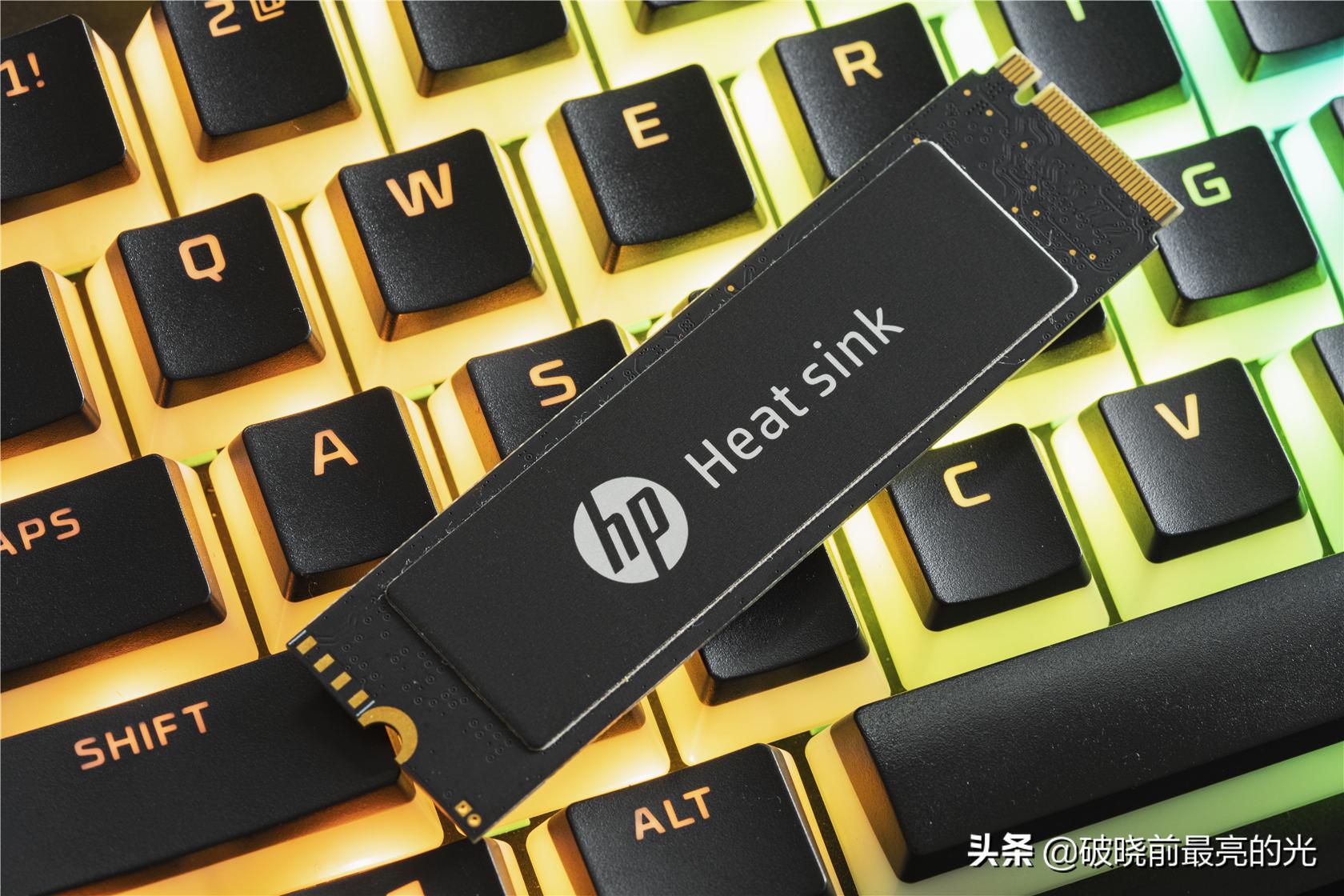 一张显卡换一台机,古董电脑可以升级新显卡