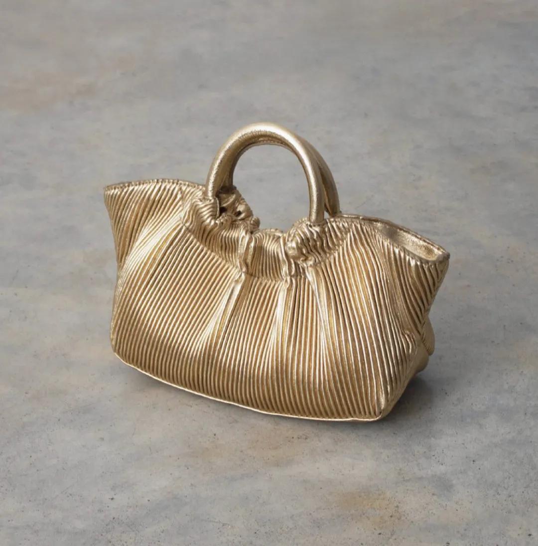 凯特王妃新上手的“千元级”手袋,什么来头?