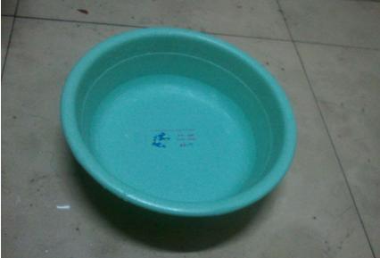 窗帘脏了用什么药水洗,窗帘脏了消毒