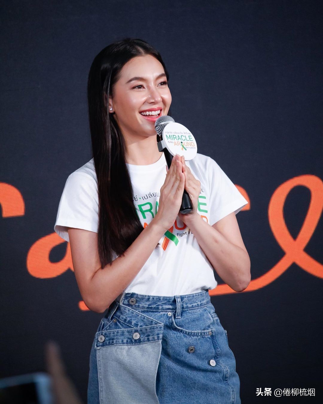 泰星yaya和bella图文,泰星bella新年