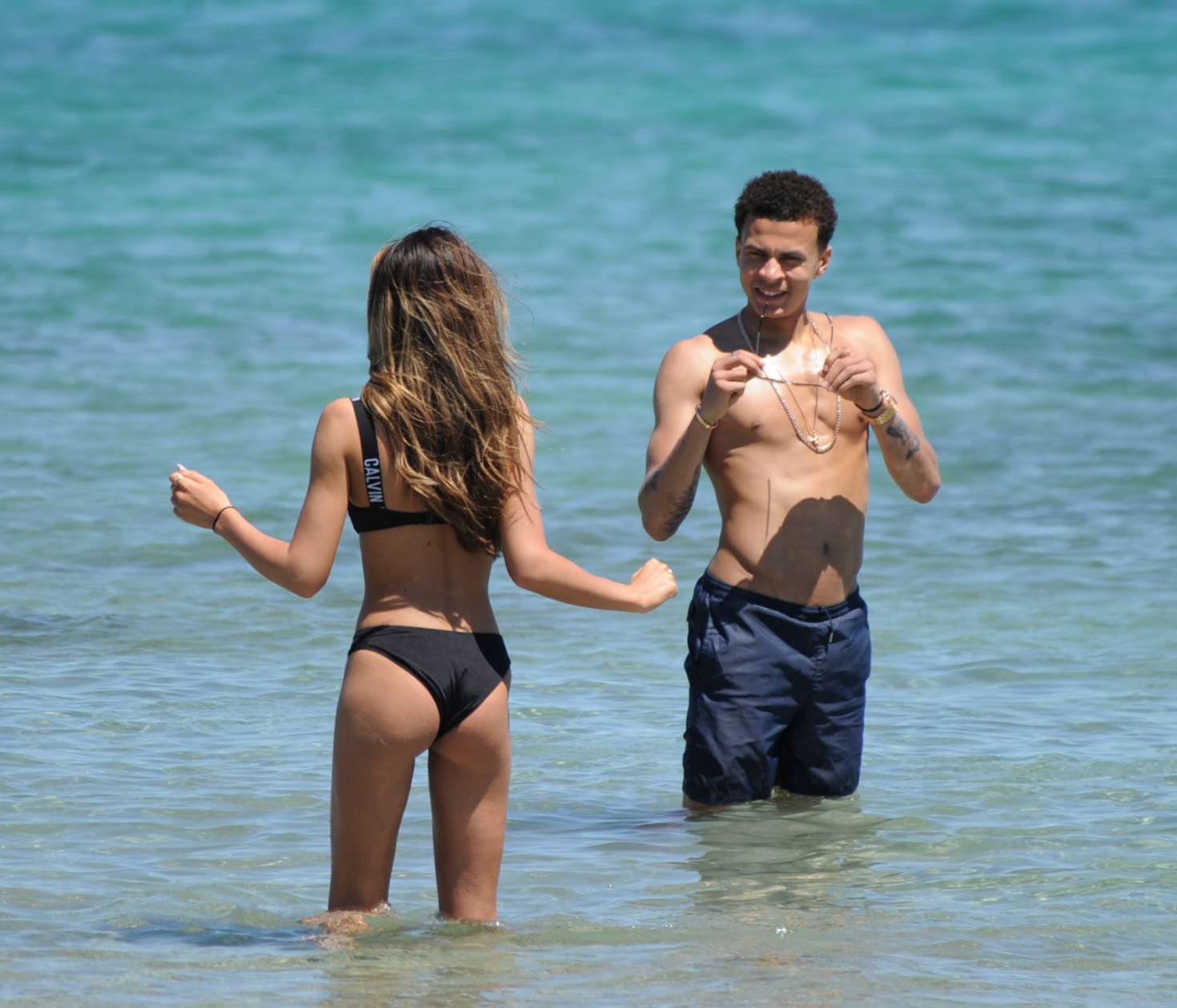 英国球星太太团,足坛十大最美太太团