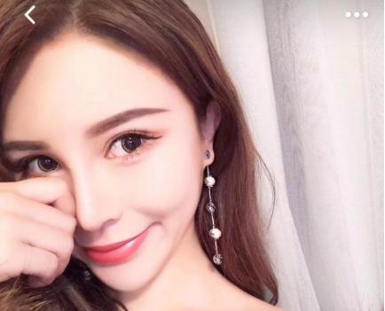 脸型才能决定你戴什么“耳饰”,迪奥小巧精致,香奈儿才经典!