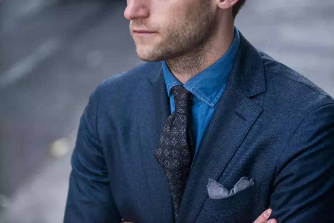 男士英伦雅痞风领带搭配,领带的时尚穿搭男