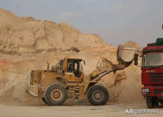 开铲车的会开挖机吗,选择开挖掘机