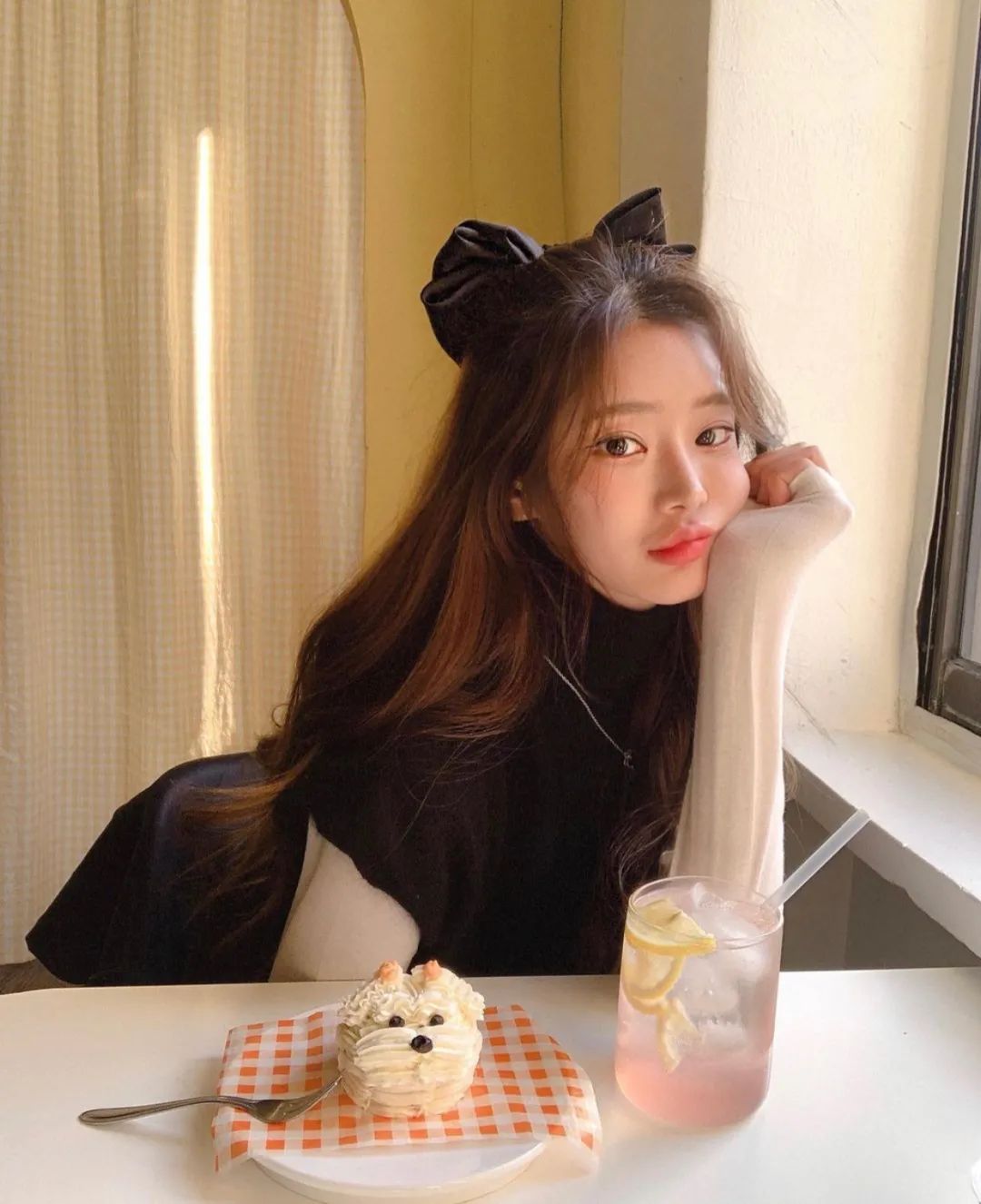 时尚年轻的韩国头饰,韩国女孩很会化妆