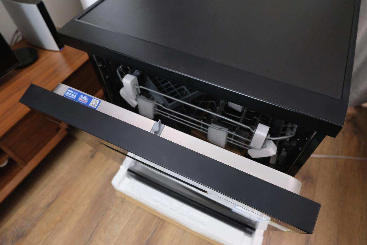 海尔超窄洗碗机真实测评,都说洗碗机是解决家庭矛盾的神器