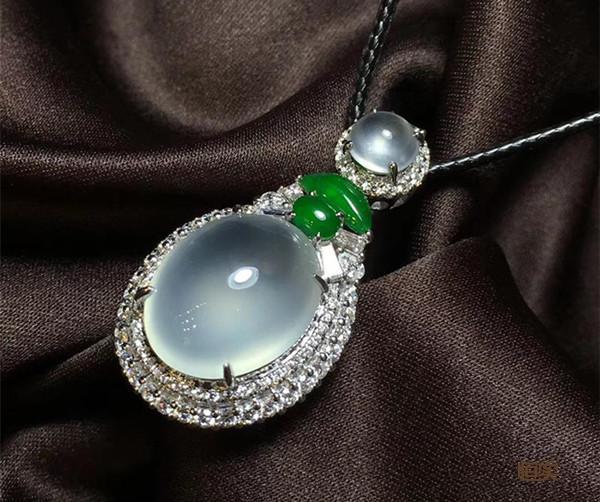 翡翠的水头有什么用处,翡翠水头能养出来么