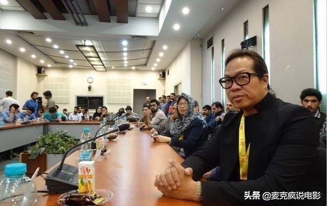 武状元苏乞儿周星驰什么时候拍的,武状元苏乞儿周星驰落寞镜头