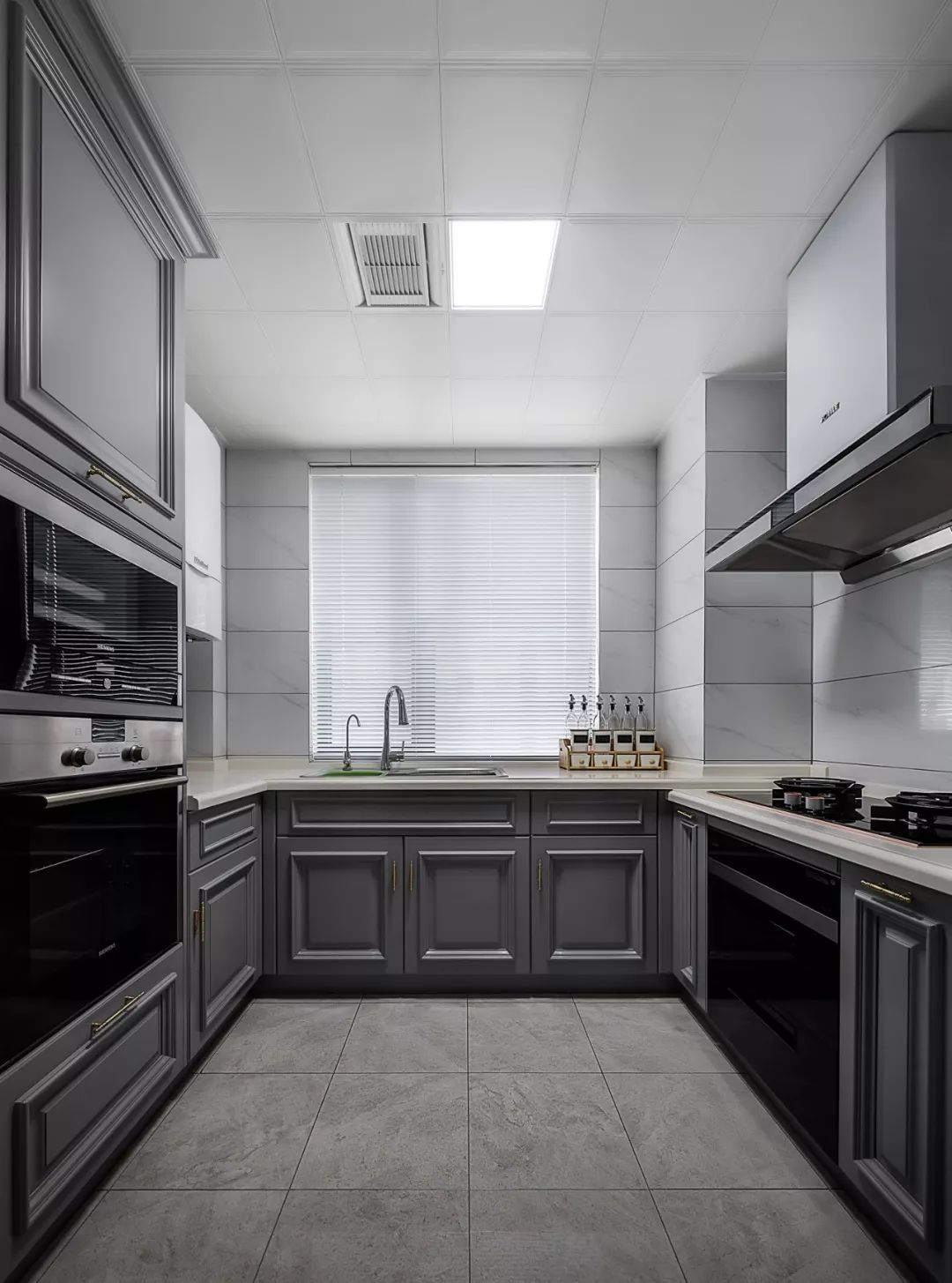 厨房橱柜门新中式款式和颜色,橱柜门颜色香芋色