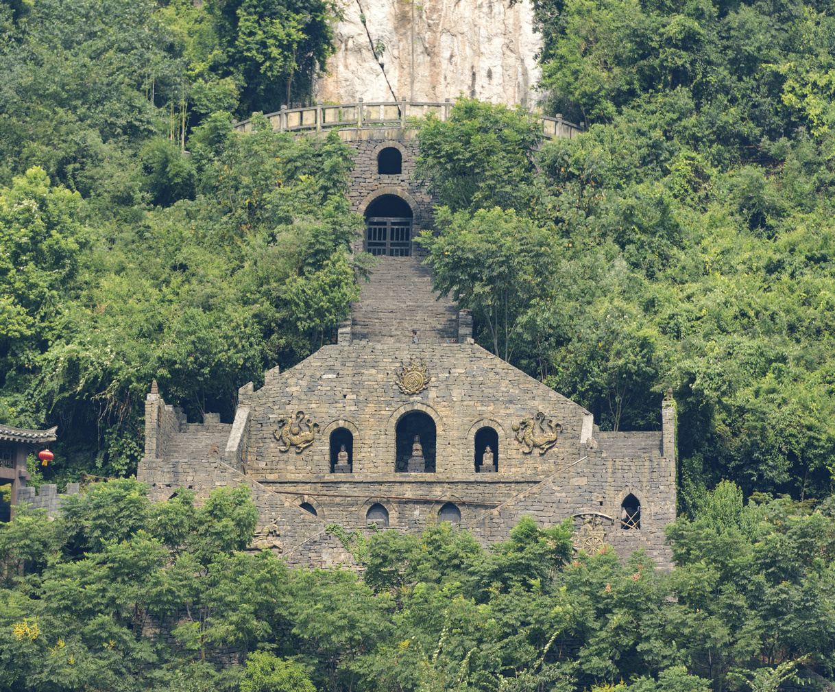 西陵峡风景区和三峡人家哪个好玩,三峡人家和西陵峡哪个景点值得去