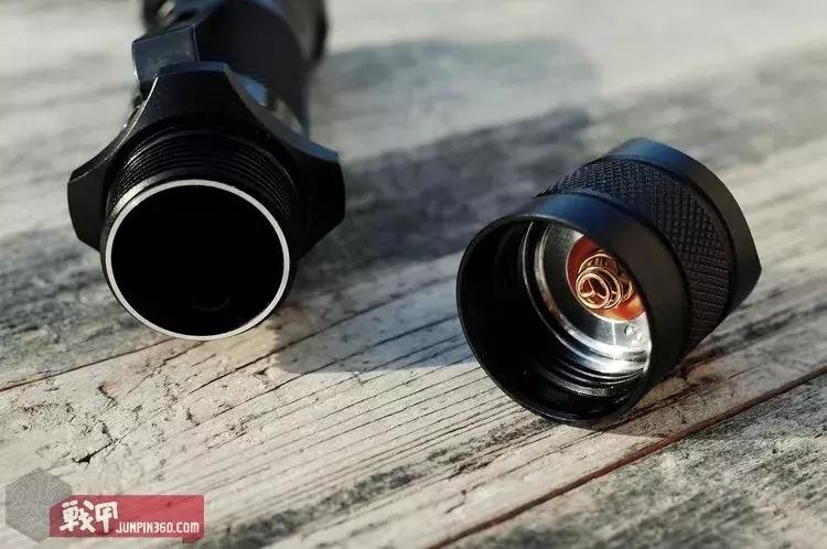 评FenixTK15UE手电：经典之作，总有它的理由