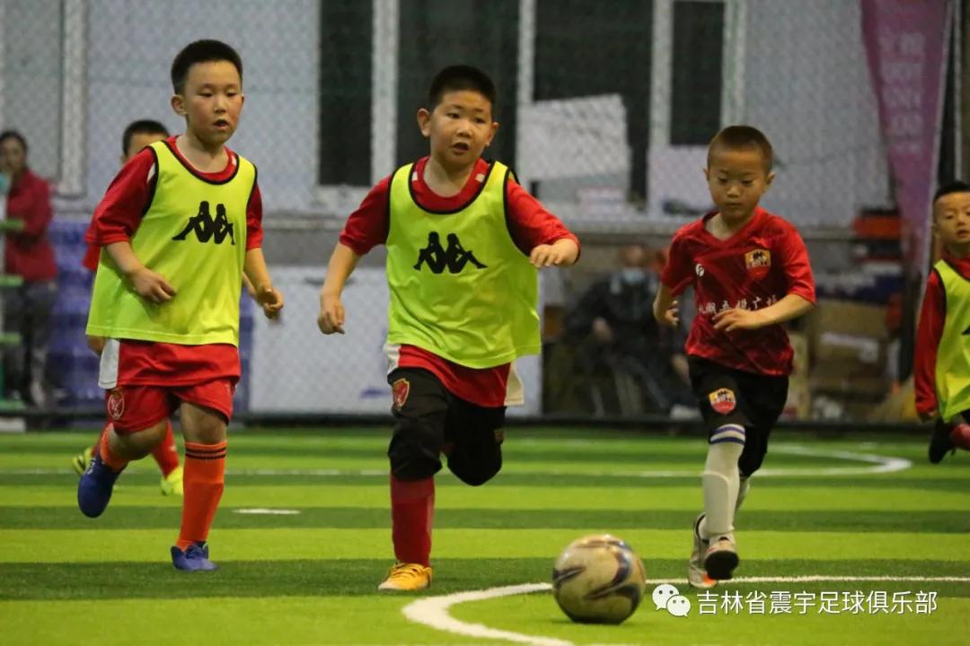 快乐童年足球队,快乐童年足球