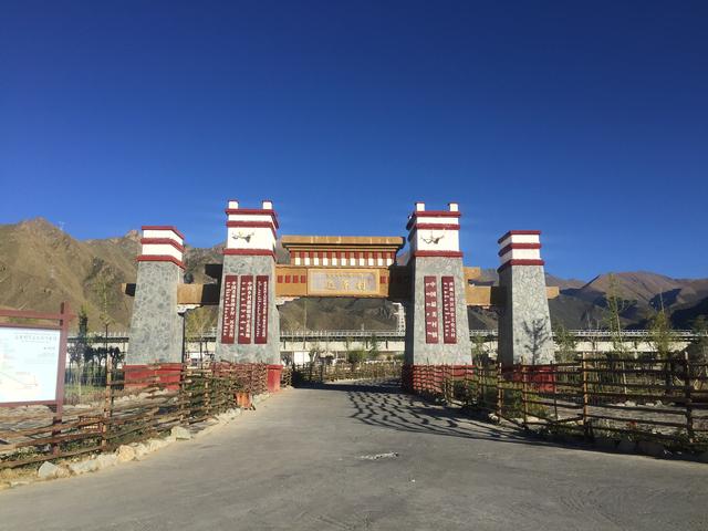 西藏秘密中的拉萨景点,拉萨小江南林芝