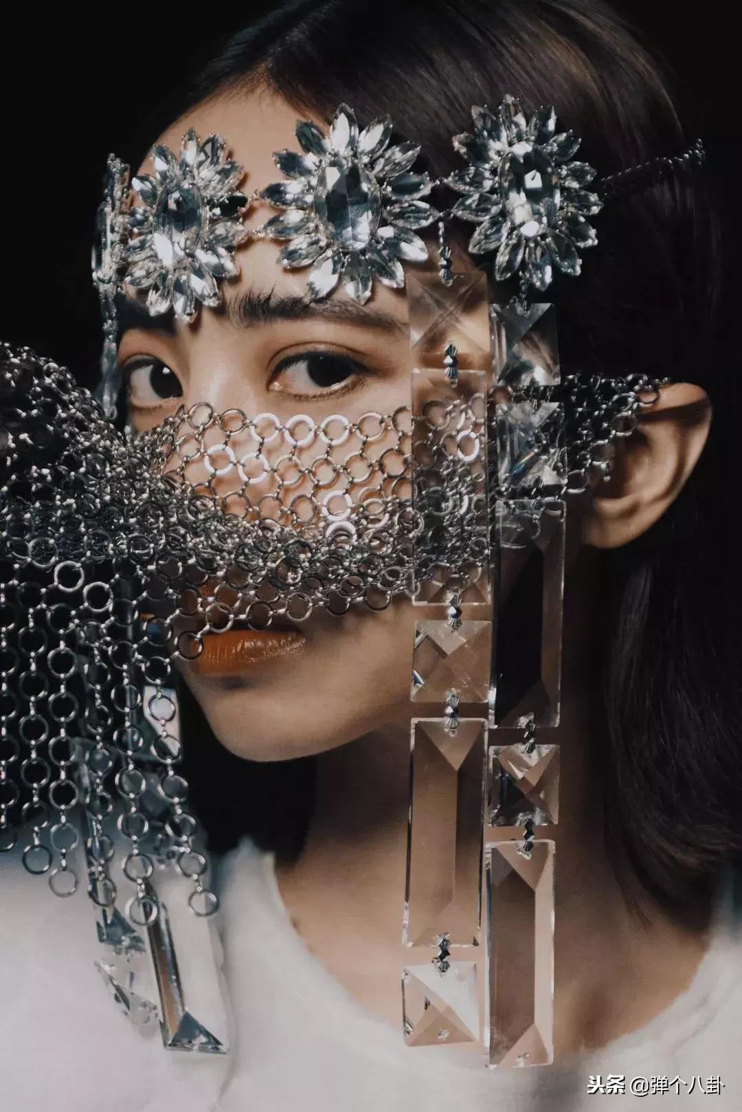 她曾被评为亚洲第一美女,她曾被誉为歌坛天后