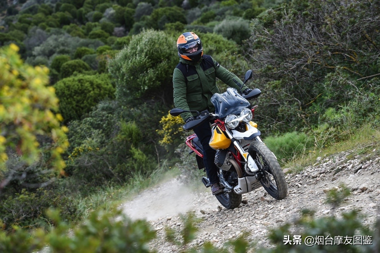 摩托古兹adv试驾,复古车与adv