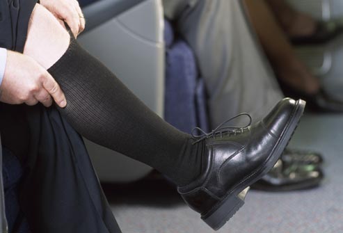 坐飞机太久会有什么综合症,坐飞机没休息对身体有什么影响