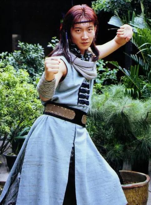 之前的古装剧造型,现在的古装剧演员造型越来越雷了