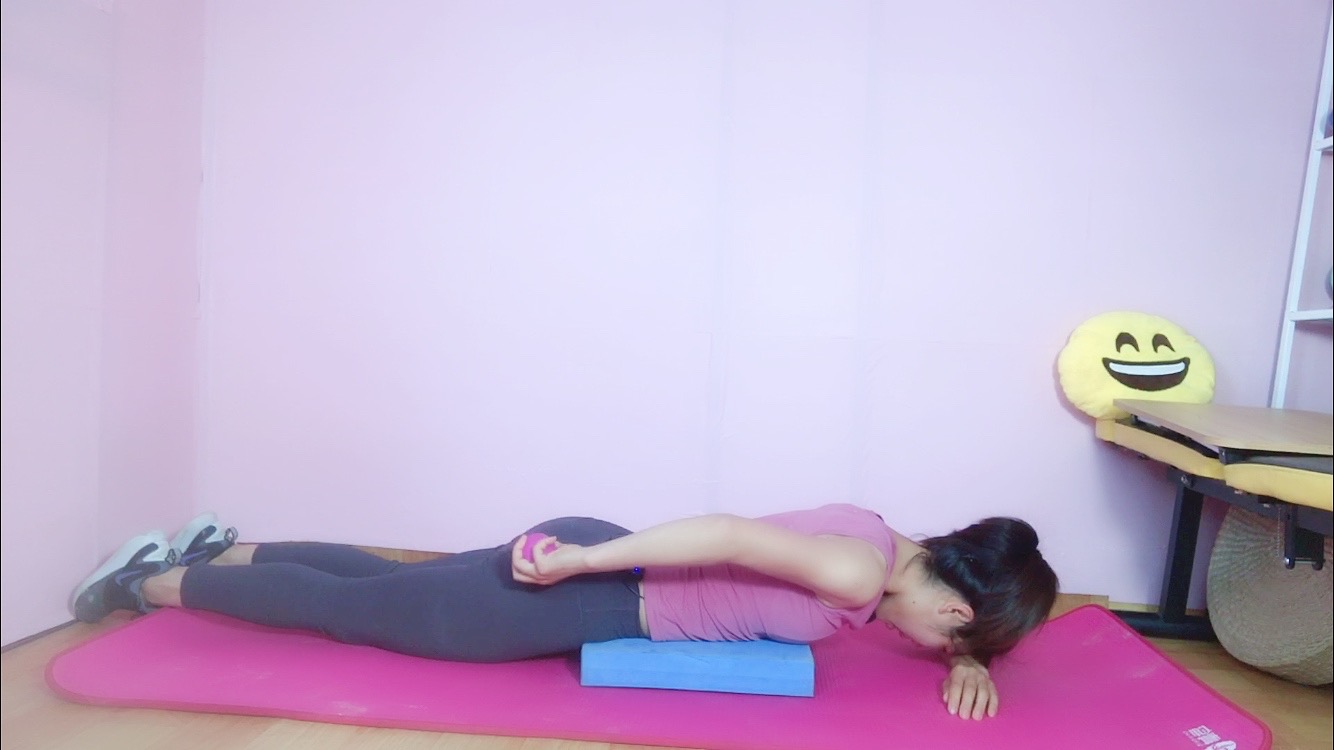 40岁腰椎间盘突出导致大腿疼,23岁腰椎间盘突出导致腿部疼痛