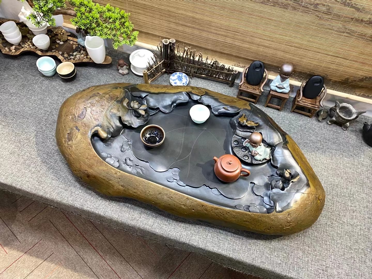 用石头雕茶盘,石头茶盘制作底下可养鱼