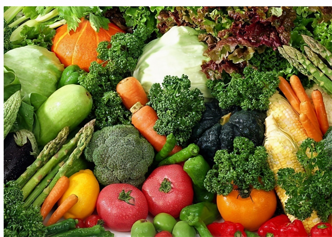 65岁糖尿病人血糖多少算正常,65岁血糖6.8空腹正常不