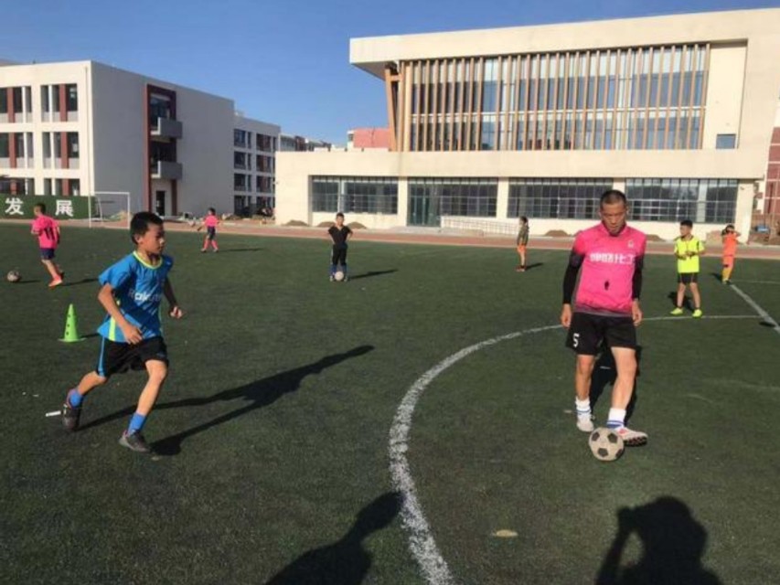 小足球大教育,教导队张爱军