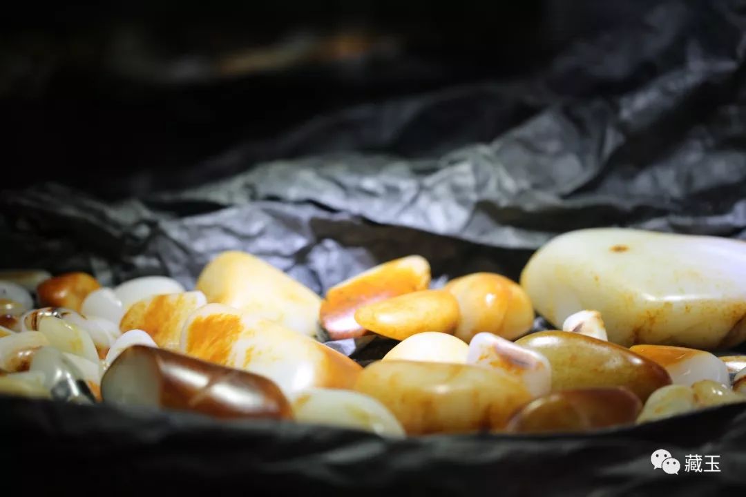 十几万买了一堆二手货,和田玉亏本的买卖