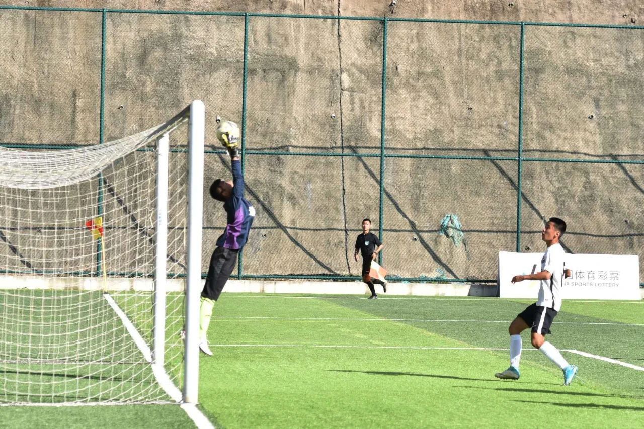 遵义全国青少年足球邀请赛,第一届中国青少年足球联赛遵义