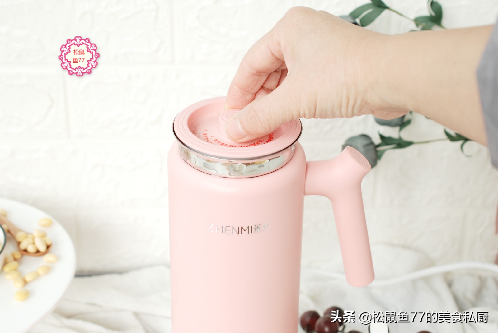 如何用牛奶做出一杯好喝的热饮,简单易做的饮品冬天奶茶