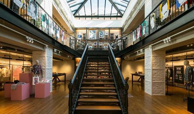 优衣库店铺给你留下怎样的印象,优衣库店铺给我留下怎样的印象