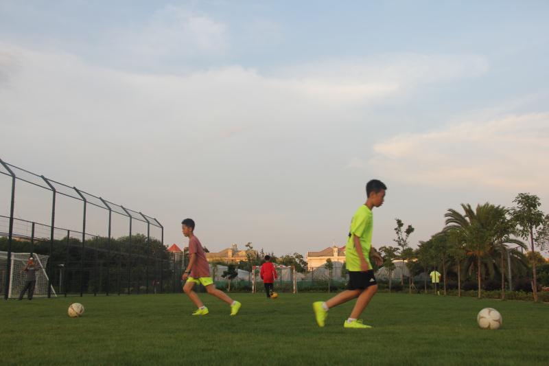 6-12岁儿童足球训练冬训,昆明少儿足球训练