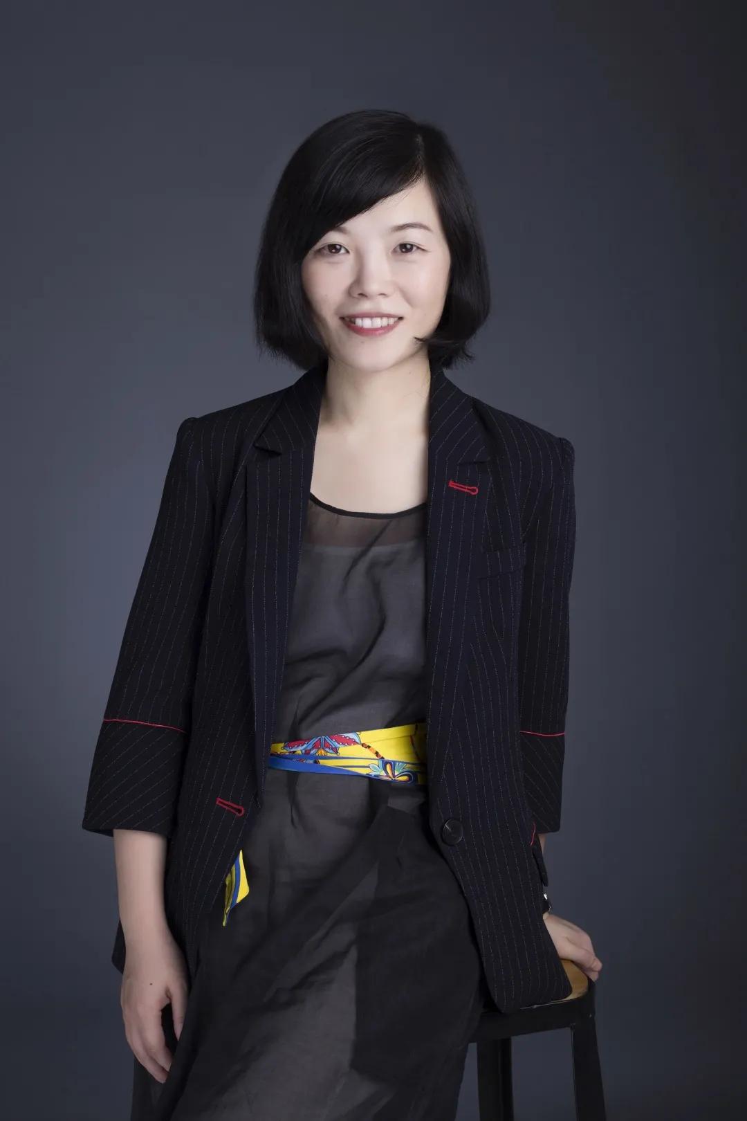 小黑裙的创始人,小黑裙创始人是哪里人