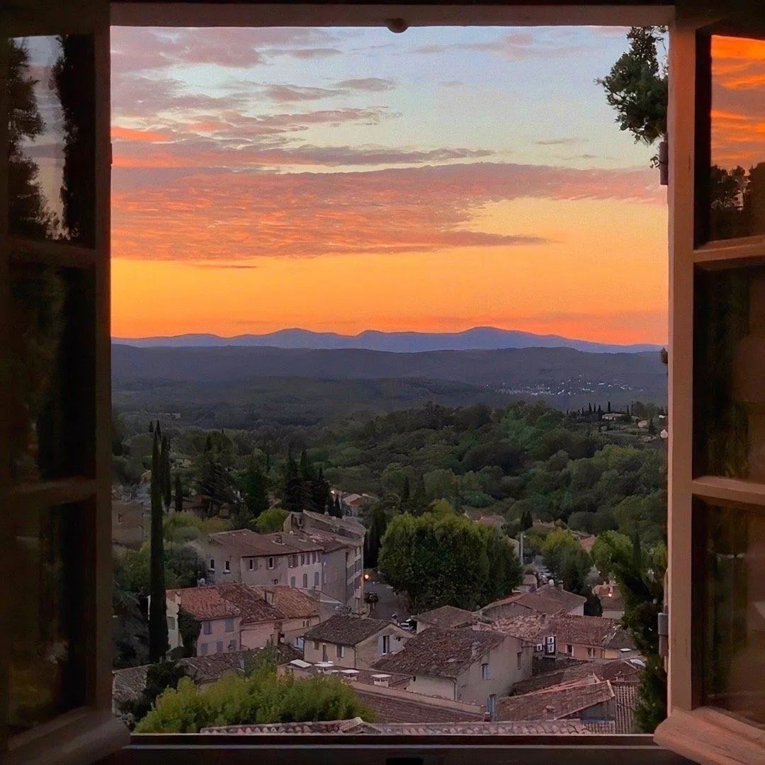 最好的感情久处不厌闲谈不烦朋友,最好的爱情久处不厌闲谈不语