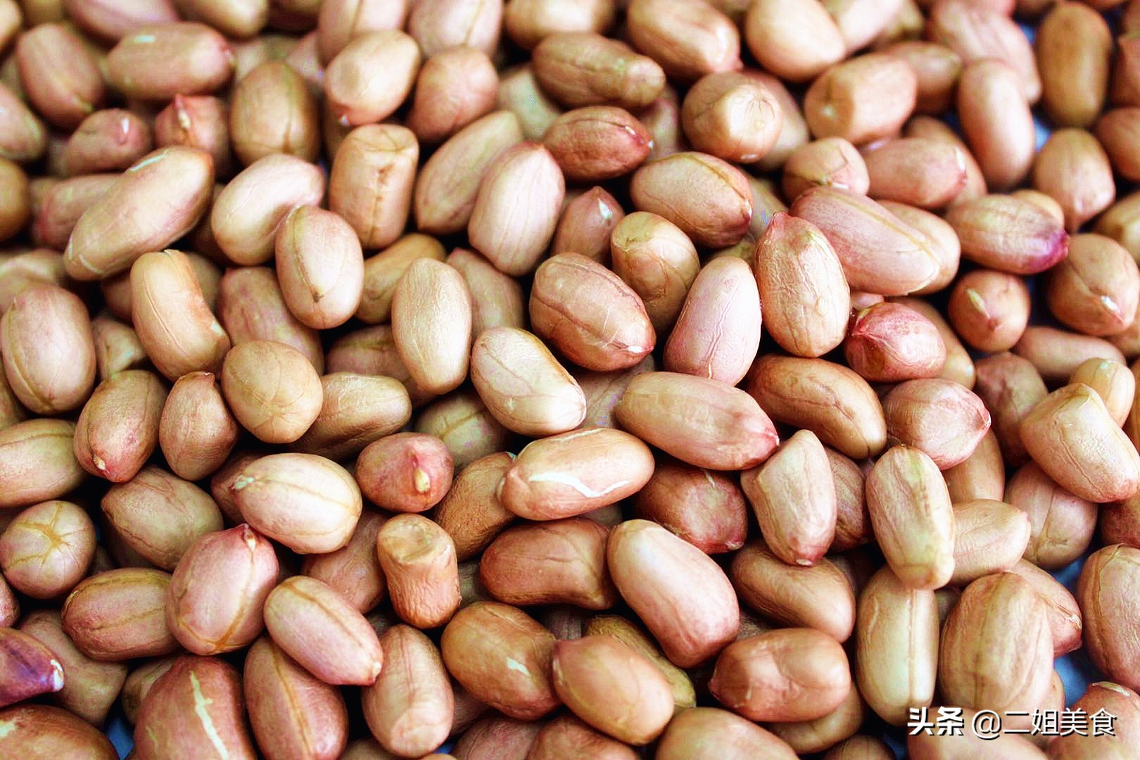 花生保存不当会造成哪种毒素,花生一般放多久会发霉