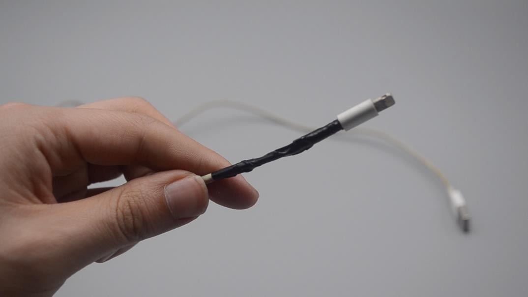 手机充电线破皮修复小妙招,手机充电线外皮破怎么修复