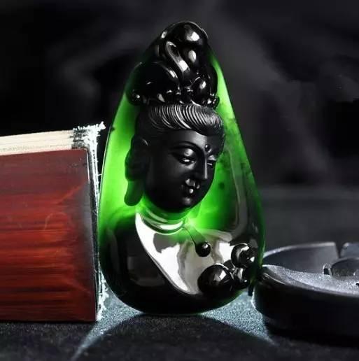 这10种文玩都是违禁品最好别碰,国家明令禁止的文玩有了会如何