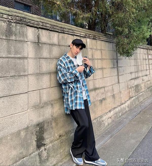 sneaker明星上脚,韩国明星上脚球鞋