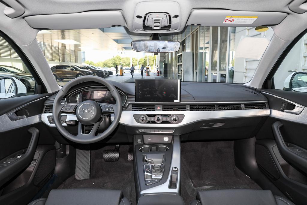 奥迪a4l江苏全系降价14万,23款奥迪a4最低价