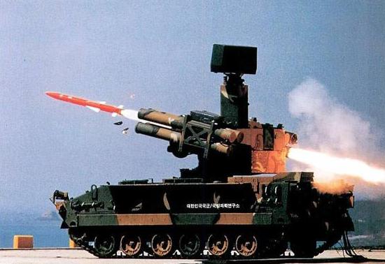 俄S-400防空系统近期连遭乌军打击,俄向前线部署s400防空导弹系统