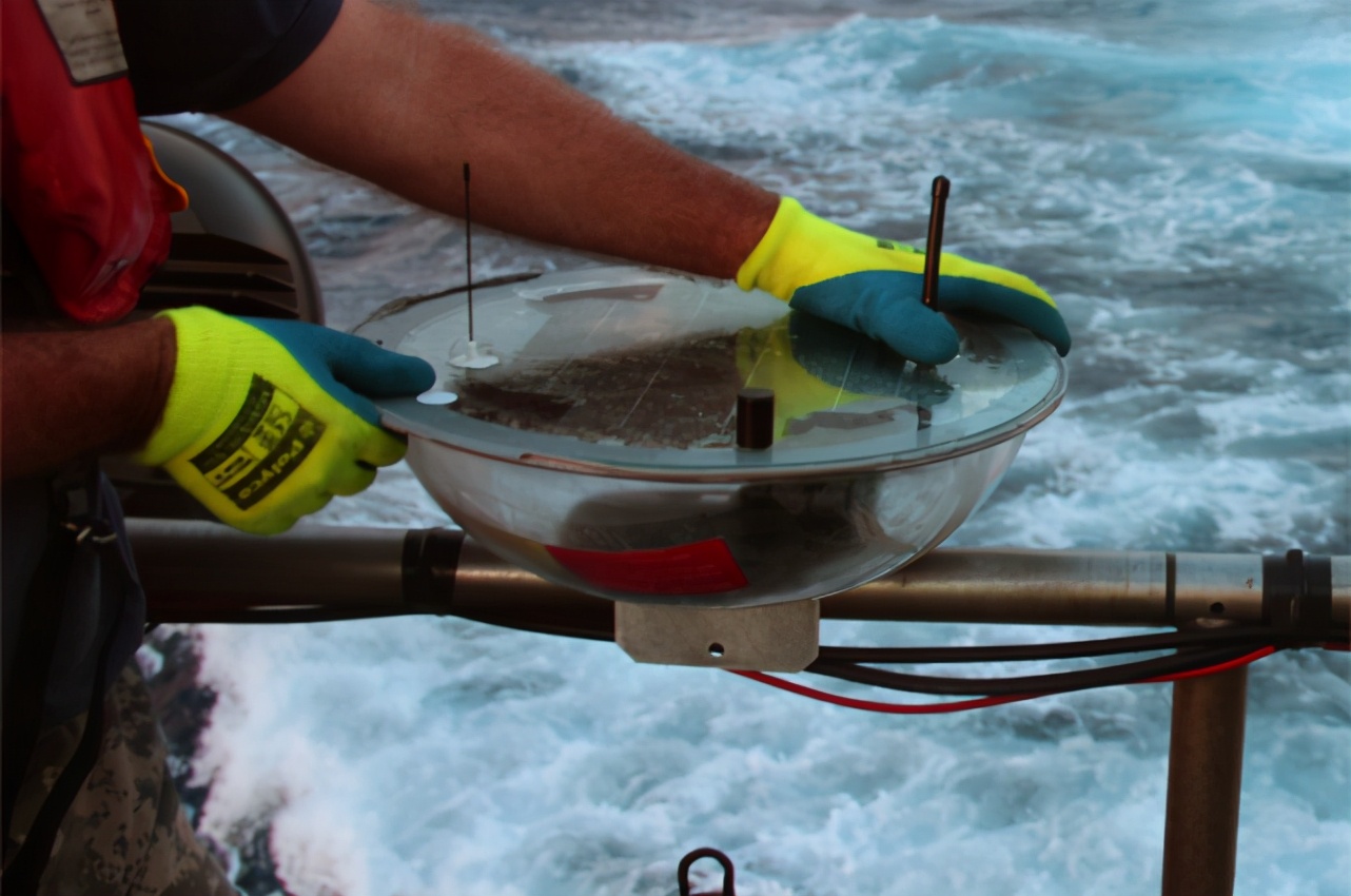 缇庡浗浣庣┖鐩戣鎴樿埌,缇庡啗鎴栧悜浜氬お娴峰煙鎾掑竷婕傛诞椋炵