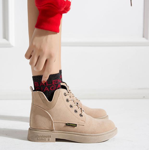 穿了就不想脱下的鞋子,穿上了就不想脱鞋子