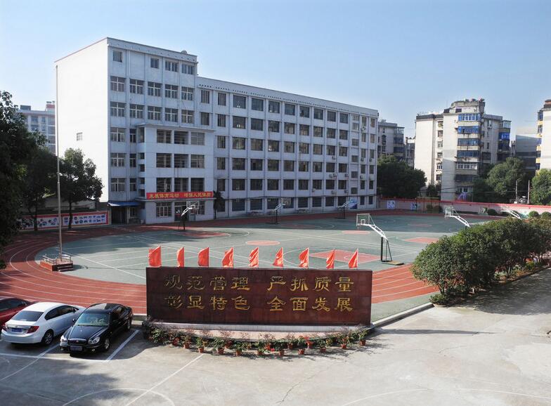 小e进高中第十五期视频,小e进高中最新视频