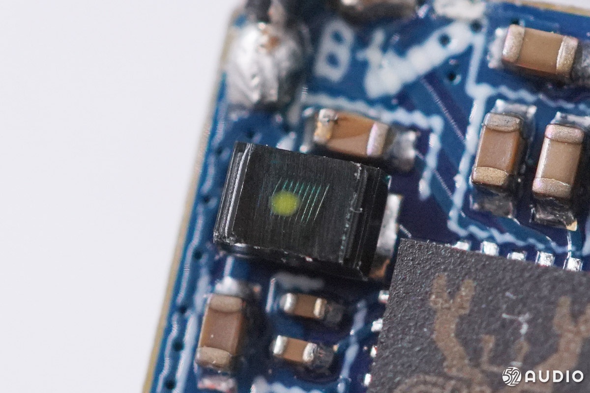 qcy新品耳机t12s百元tws开箱测评,qcyt1蓝牙耳机拆解