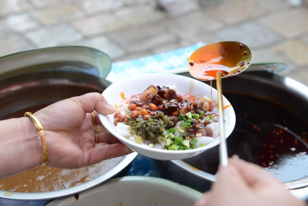 安顺寻美食,来安顺必带小吃